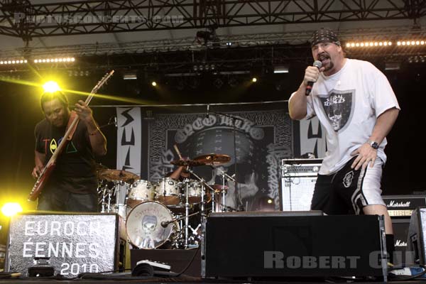 SUICIDAL TENDENCIES - 2010-07-02 - BELFORT - Presqu'ile du Malsaucy - 